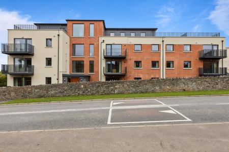 2 bedroom Apartment to let in Newtownbreda Road, Belfast, BT8