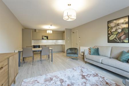 2 bedroom Apartment to let in Newtownbreda Road, Belfast, BT8