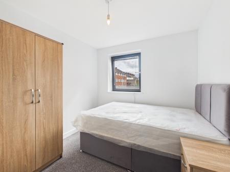 2 bedroom Flat to let in Castlereagh Street, Belfast, BT5