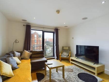 1 bedroom Flat to let in 4 Ulster Street, Belfast, BT1