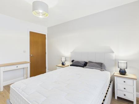 2 bedroom Flat to let in 85 Kings Road, Belfast, BT5