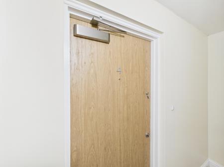 2 bedroom Flat to let in 85 Kings Road, Belfast, BT5