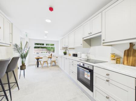1 bedroom Terraced House to let in Rooms to Let