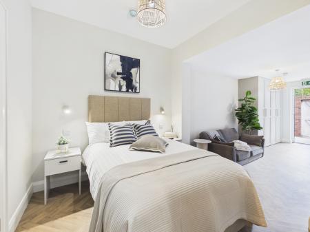 1 bedroom Terraced House to let in Rooms to Let