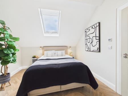 1 bedroom Terraced House to let in Rooms to Let