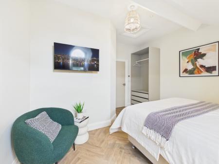 1 bedroom Terraced House to let in Rooms to Let