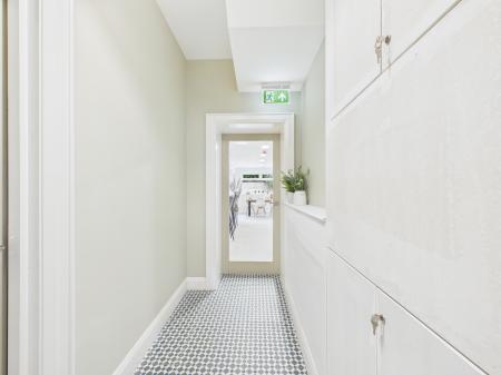 1 bedroom Terraced House to let in Rooms to Let