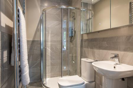 2 bedroom Apartment to let in Lesley Park Royal, Belfast, BT5