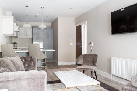 2 bedroom Apartment to let in Lesley Park Royal, Belfast, BT5