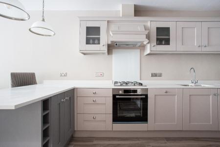 2 bedroom Apartment to let in Lesley Park Royal, Belfast, BT5