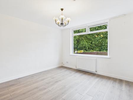 3 bedroom Terraced House to let in Ballycairn Close, Shawsbridge, Belfast, BT8
