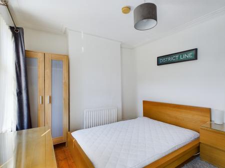 2 bedroom Terraced House to let in St Ives Gardens, Stranmillis, Belfast, BT9