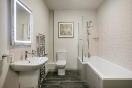 2 bedroom Apartment to let in 336 Ormeau Road, Belfast, BT7