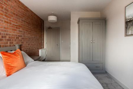 2 bedroom Apartment to let in 334 Ormeau Road, Belfast, BT7