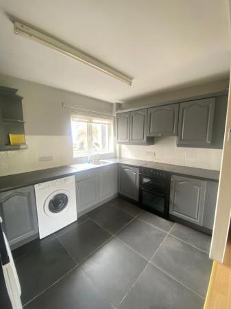 2 bedroom Flat to let in Kilwarlin Walk, Belvoir, Belfast, BT8