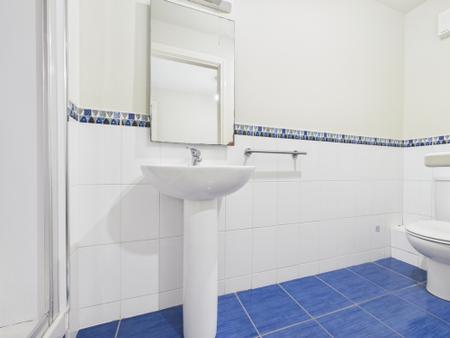 4 bedroom Semi-detached house to let in The Boulevard, Belfast, BT7