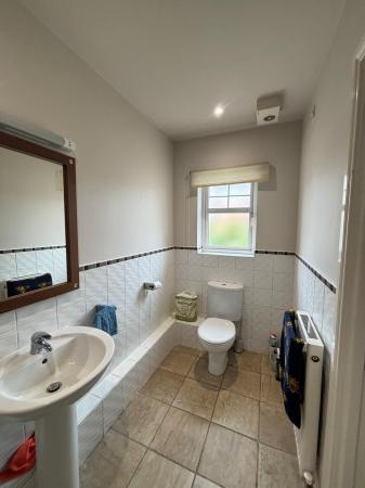 4 bedroom Semi-detached house to let in The Boulevard, Belfast, BT7