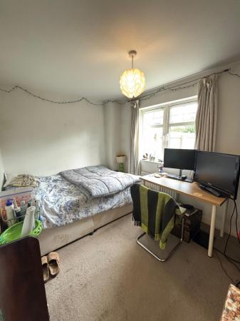 4 bedroom Semi-detached house to let in The Boulevard, Belfast, BT7