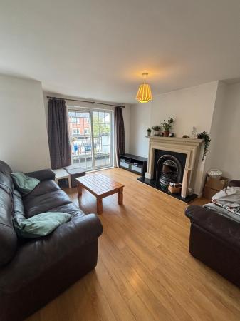 4 bedroom Semi-detached house to let in The Boulevard, Belfast, BT7