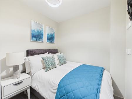 2 bedroom Flat to let in 60 Knocknagoney Road, Belfast, BT4