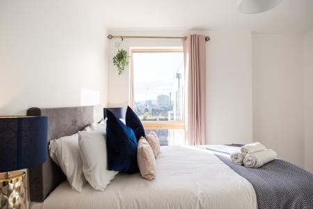 2 bedroom Apartment to let in Portland 88, Belfast, BT7