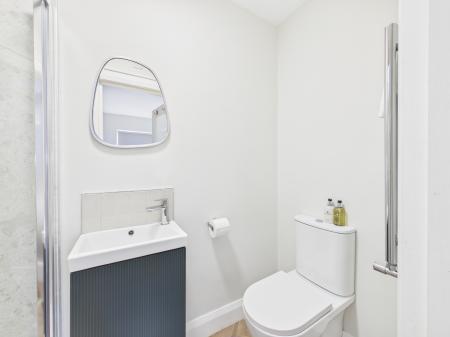 1 bedroom Terraced House to let in Ashley Avenue, Room 3, Belfast, BT9