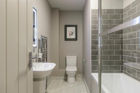 2 bedroom Flat to let in 336 Ormeau Road, Belfast, BT7