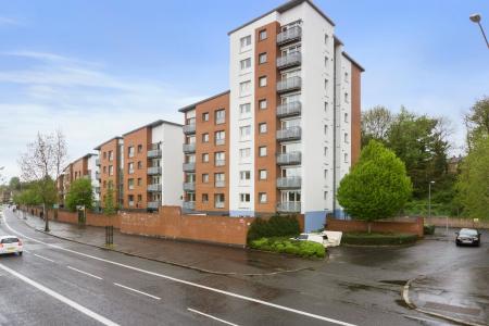 2 bedroom Flat to let in Shore Road, Belfast, BT15