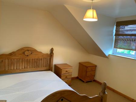 4 bedroom Town house to let in Ardenlee Park, Belfast, BT6