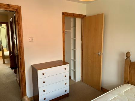 4 bedroom Town house to let in Ardenlee Park, Belfast, BT6