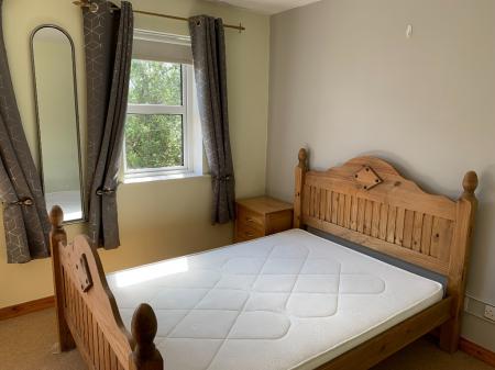 4 bedroom Town house to let in Ardenlee Park, Belfast, BT6