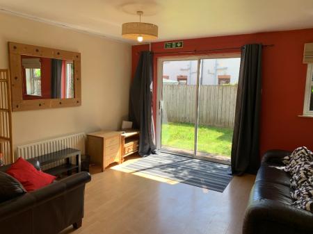4 bedroom Town house to let in Ardenlee Park, Belfast, BT6