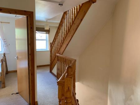 4 bedroom Town house to let in Ardenlee Park, Belfast, BT6