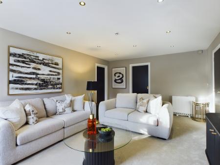 2 bedroom Flat to let in Drumkeen Manor, Ormeau Road, Belfast, BT8