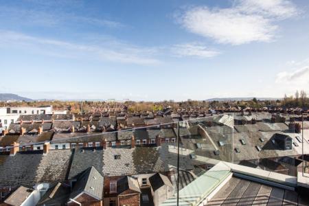 2 bedroom Apartment to let in 334 Ormeau Road, Belfast, BT7