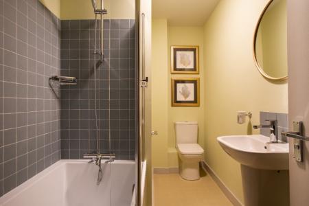 2 bedroom Apartment to let in 334 Ormeau Road, Belfast, BT7