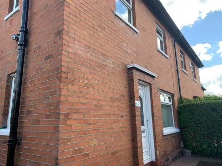 3 bedroom Semi-detached house to let in Chesham Gardens, Belfast, BT6