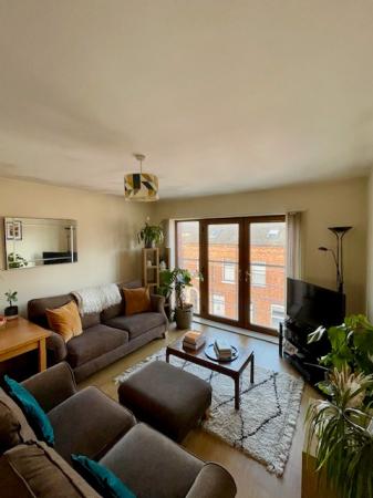 2 bedroom Flat to let in Thorndyke Street, Belfast, BT5