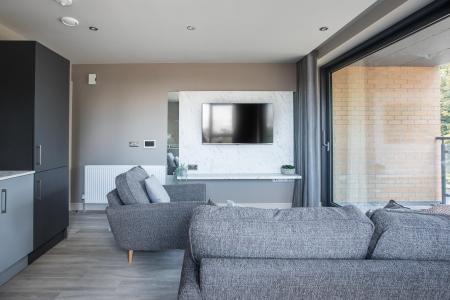 2 bedroom Apartment to let in 62 Knocknagoney Road, Belfast, BT4