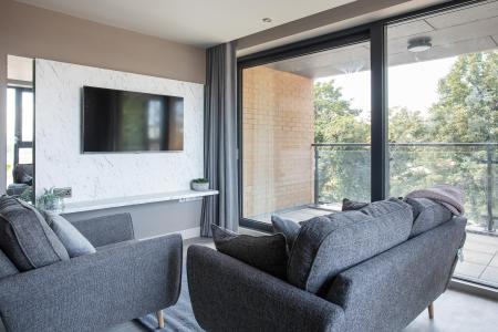 2 bedroom Apartment to let in 62 Knocknagoney Road, Belfast, BT4