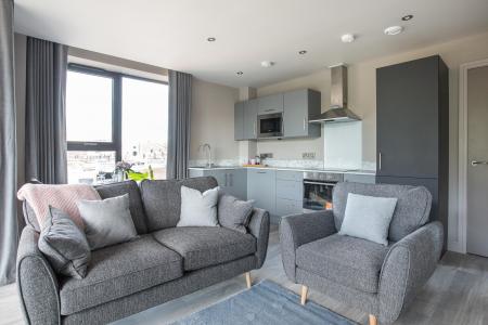 2 bedroom Apartment to let in 62 Knocknagoney Road, Belfast, BT4