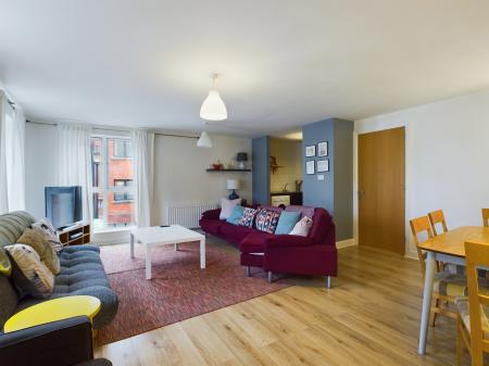 2 bedroom Flat to let in Old Bakers Court, Belfast, BT6
