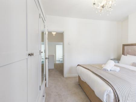 2 bedroom Terraced House to let in Ravenhill Street, Ravenhill Road, Belfast, BT6