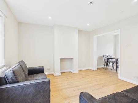 2 bedroom Terraced House to let in Northbrook Gardens, Belfast, BT9