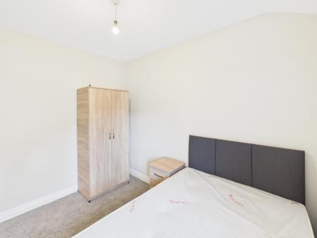 2 bedroom Terraced House to let in Northbrook Gardens, Belfast, BT9