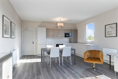 2 bedroom Flat to let in Newtownbreda Road, Belfast, BT8