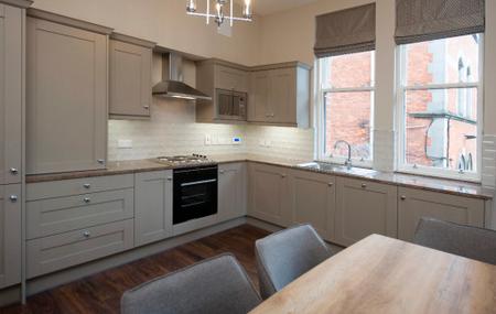 2 bedroom Apartment to let in 56 Rossmore Drive, Belfast, BT7