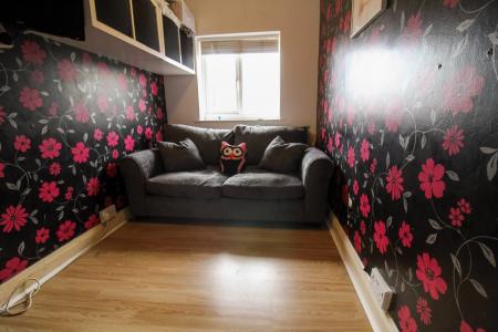 3 bedroom Semi-detached house for sale in Fairfield Road, Biggleswade, SG18