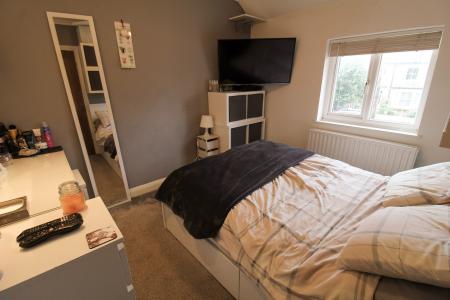 3 bedroom Semi-detached house for sale in Fairfield Road, Biggleswade, SG18