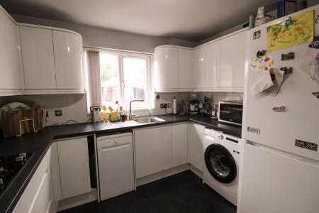 3 bedroom Semi-detached house for sale in Fairfield Road, Biggleswade, SG18